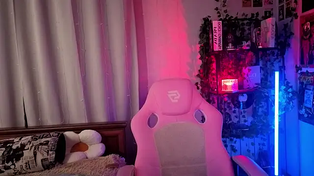 TonieHerner's cam snapshot