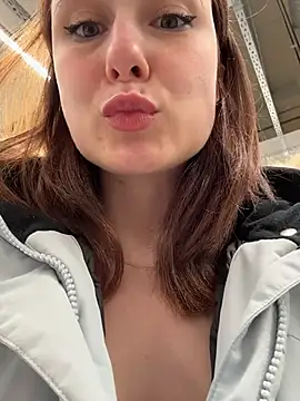 Dina_Tease live sex cam