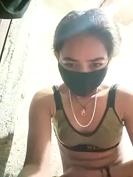 Jooli_sakya live sex cam