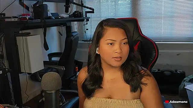 Bubbleliyah live sex cam