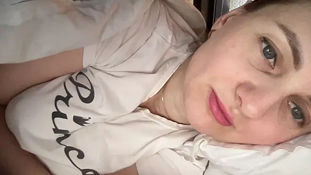 Viola_sweet's cam snapshot