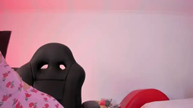 AmberiniHoffman live sex cam