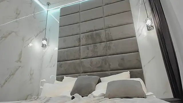 Chloee_White's cam snapshot