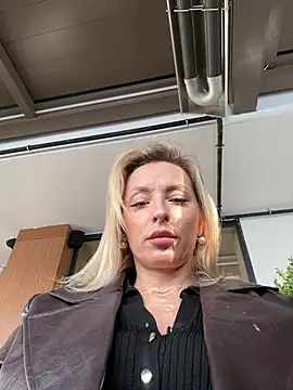 VikaBunny1's cam snapshot