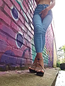 Yuky_ta live sex cam