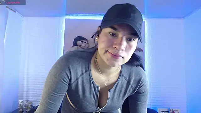 Lolitta_xxx's cam snapshot