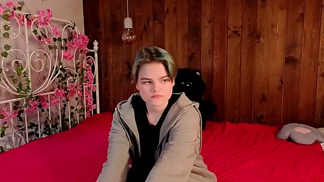 RoyceCamon's cam snapshot