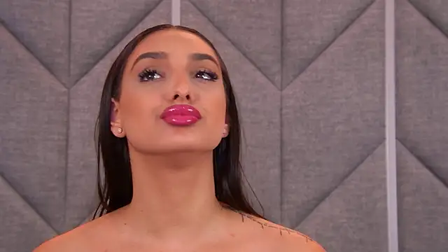 Kimberlymav live sex cam