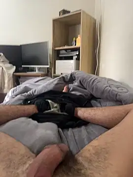 Omar472 live sex cam