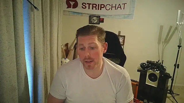 God_Of_ThundeRR live sex cam