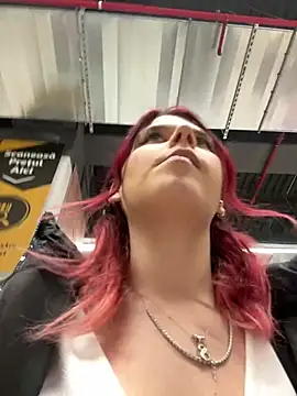 RiriRoseey live sex cam