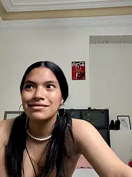 Julieta_Parker's cam snapshot