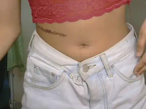 URs_Ava's cam snapshot