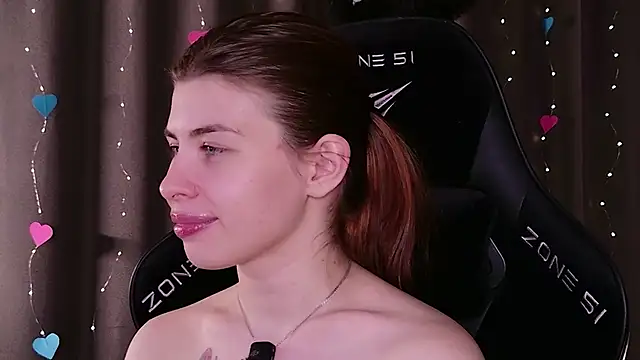 inside_tori's cam snapshot