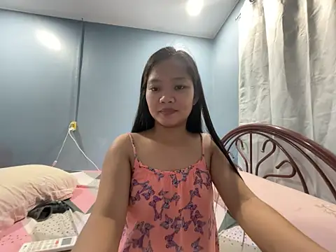 PetiteMaexx's cam snapshot