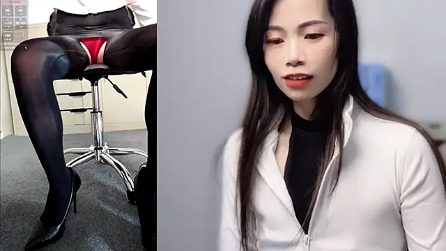 Lynnalltop-165-KeKe's cam snapshot