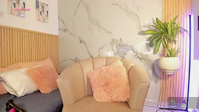 Fyre_divine's cam snapshot