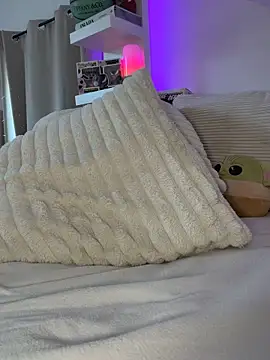 JezzyHill live sex cam