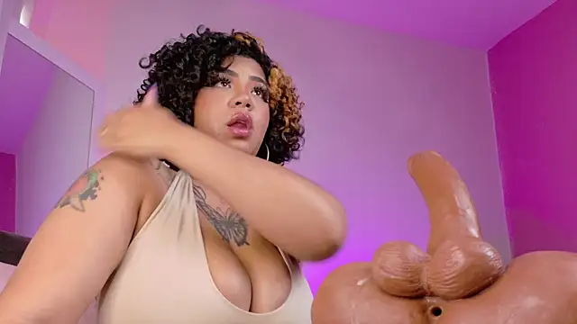 zaya_1's cam snapshot