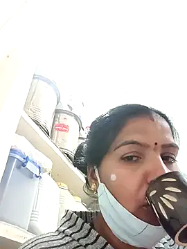 punamji_sexe's cam snapshot