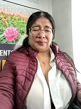 __valentina18 live sex cam