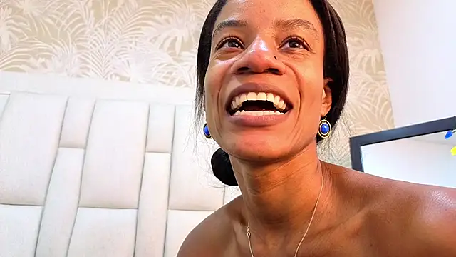 dafnnelewis's cam snapshot