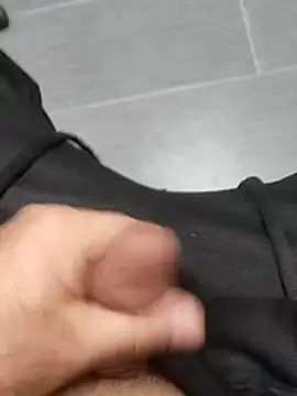 Adana0405's cam snapshot