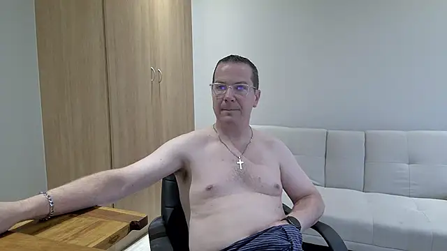 BrettJ81's cam snapshot