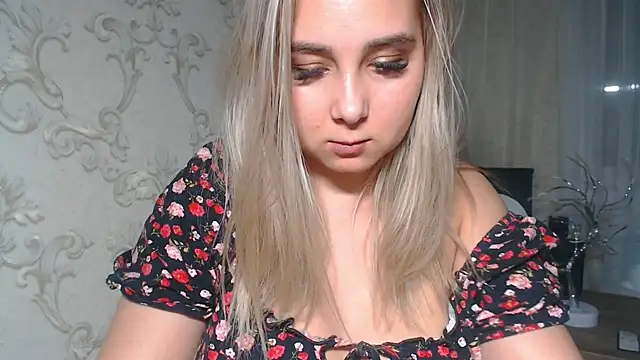 DolphinDreams's cam snapshot