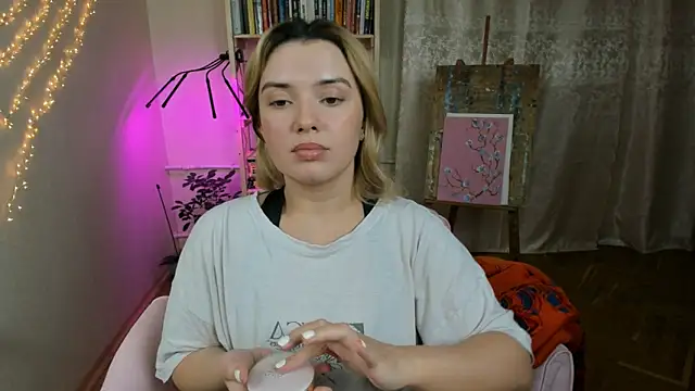 BrightDani's cam snapshot