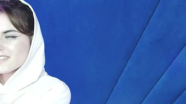 Evelisse's cam snapshot