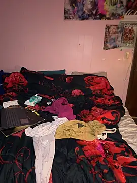 Milfshortcakes live sex cam