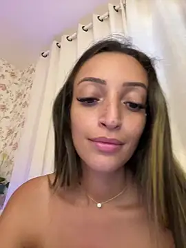 BelleLouiseVp's cam snapshot