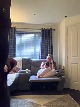 Mrsmoggy's cam snapshot