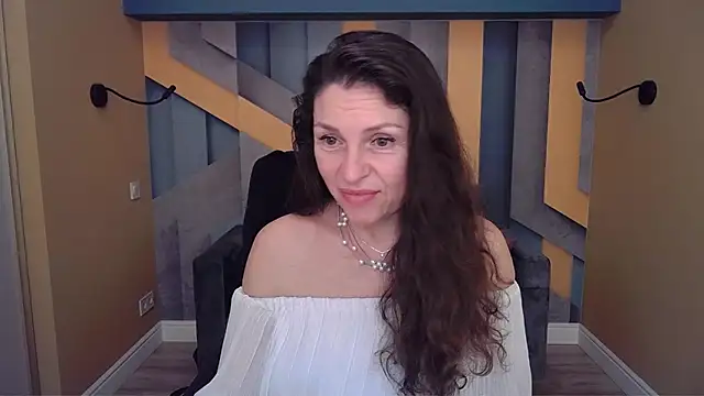 EllaLong live sex cam