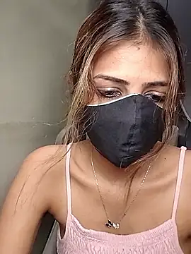 Isha_Sax live sex cam