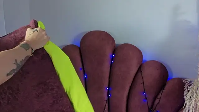 CHIARAJJONES live sex cam