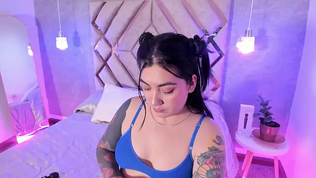 KathiaJenner's cam snapshot