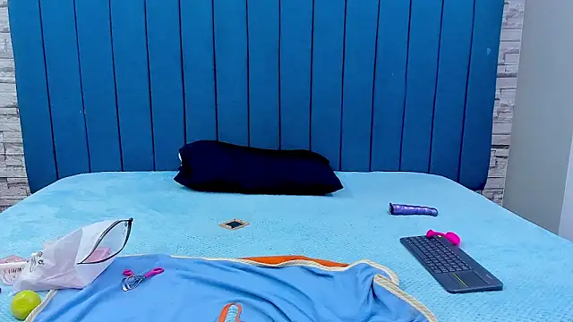 Amber-Horney's cam snapshot