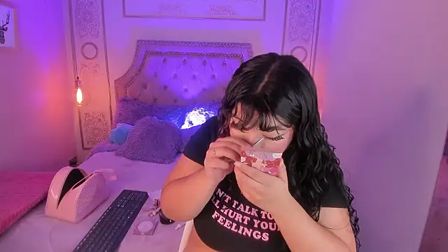 Honny_Blaice_'s cam snapshot