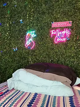 RenaThickAss's cam snapshot