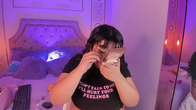 Honny_Blaice_'s cam snapshot