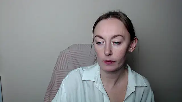 LiaSeass_'s cam snapshot