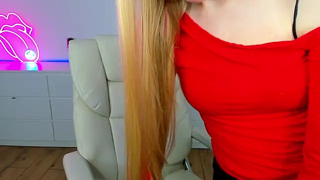 Alina_Blonde's cam snapshot