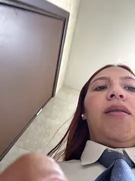 Emily-7_ live sex cam