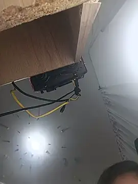 Van3orgasm4me's cam snapshot