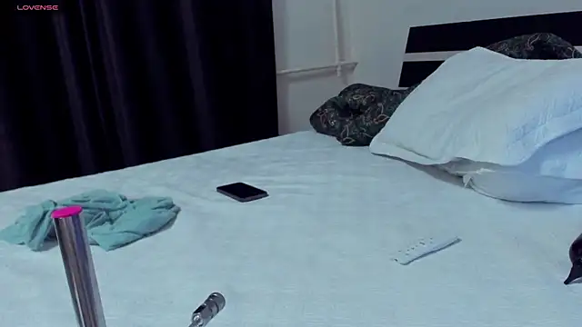 sofiasian's cam snapshot