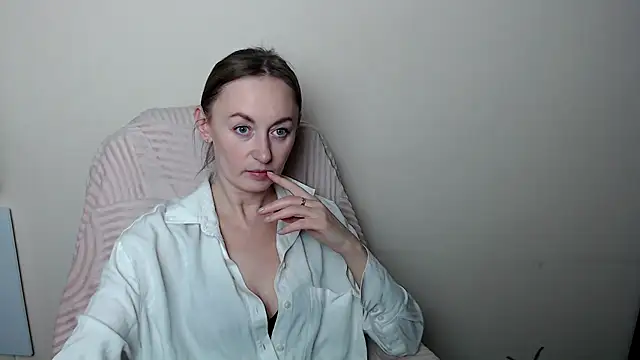 LiaSeass_'s cam snapshot