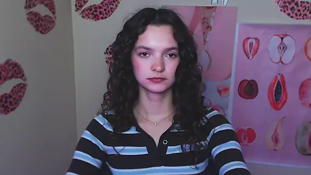 _SusieSu_'s cam snapshot