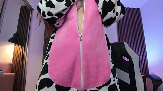 MAGIC_VERA's cam snapshot